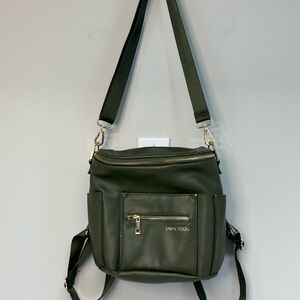 Fawn Design Luxe Dark Green Diaper baby Bag Backpack convertible